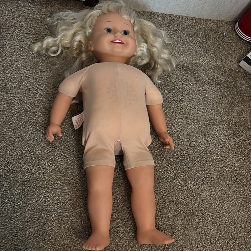 Vintage 80’s Cricket Talking Doll with tape by Playmates Toys store display - Picture 2 of 7